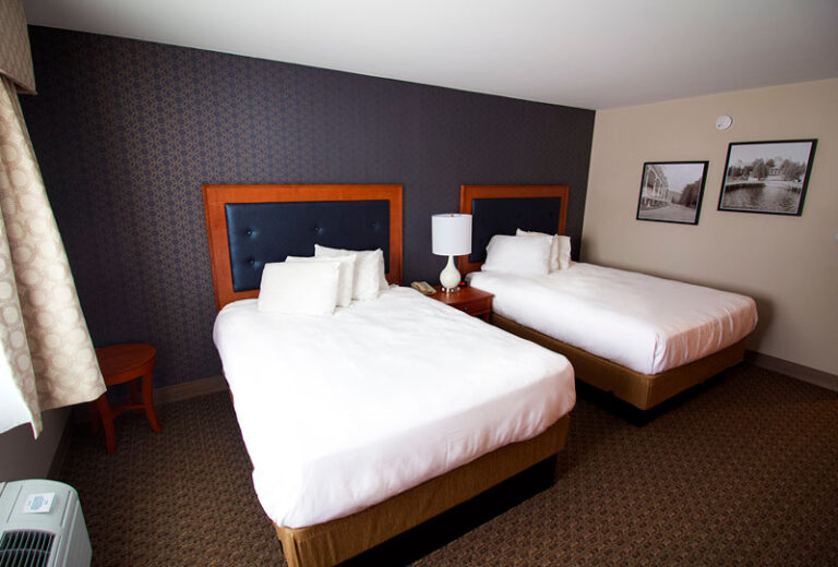 Premium Mountain room with 2 queen beds